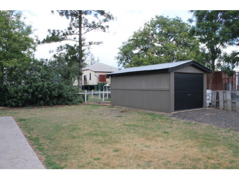 6 Corkill Street, Dalby QLD 4405