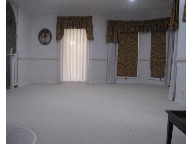 50 Winton Street, Dalby QLD 4405