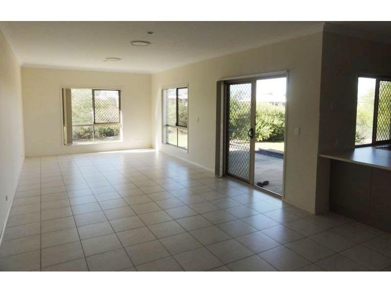 37 Millbrook Court, Dalby QLD 4405