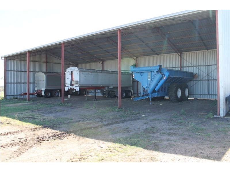 0 OLD WARREGO HIGHWAY, Dalby QLD 4405