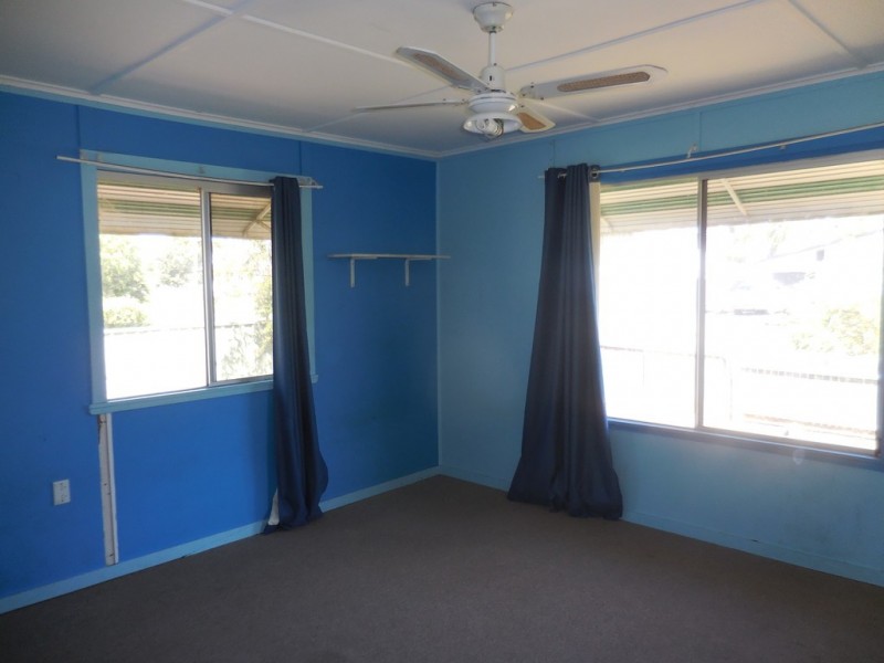 3 James Street, Dalby QLD 4405