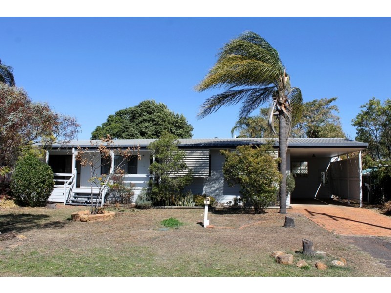 6 Wallace Street, Dalby QLD 4405