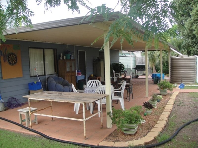 6 Wallace Street, Dalby QLD 4405