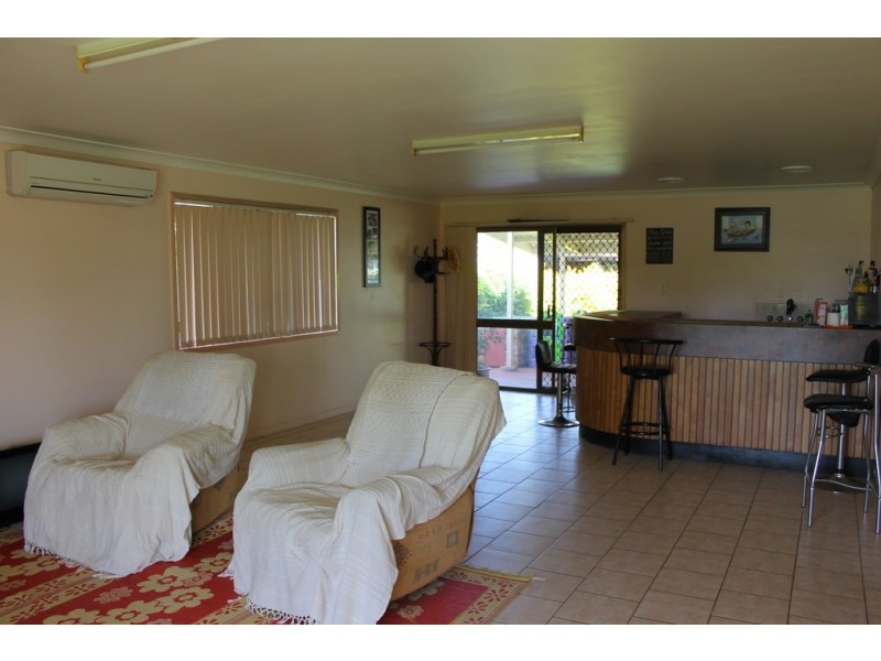 84 Curtis Street, Dalby QLD 4405