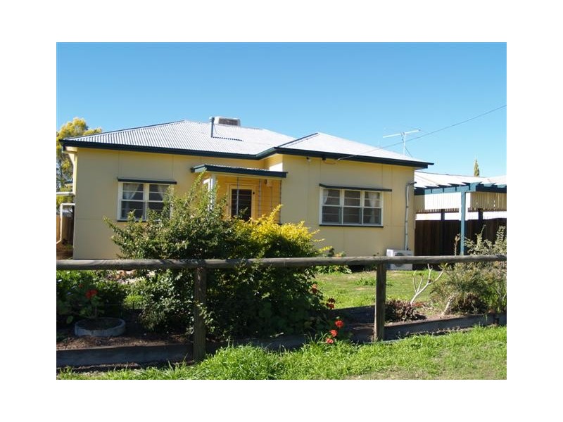 1 Connelly St, Dalby QLD 4405