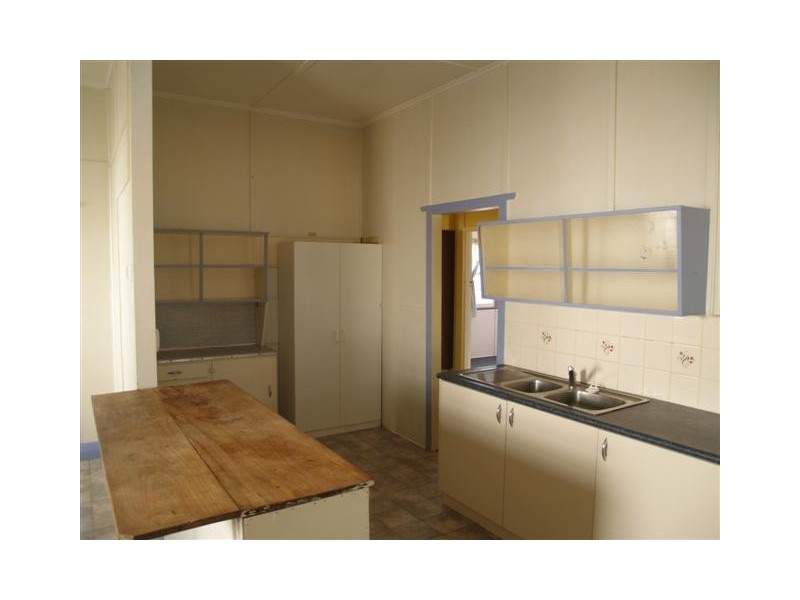 1 Connelly St, Dalby QLD 4405