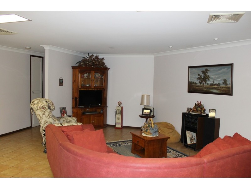 48 Sunrise Avenue, Dalby QLD 4405