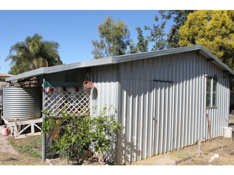 53 Geisel Street, Dalby QLD 4405