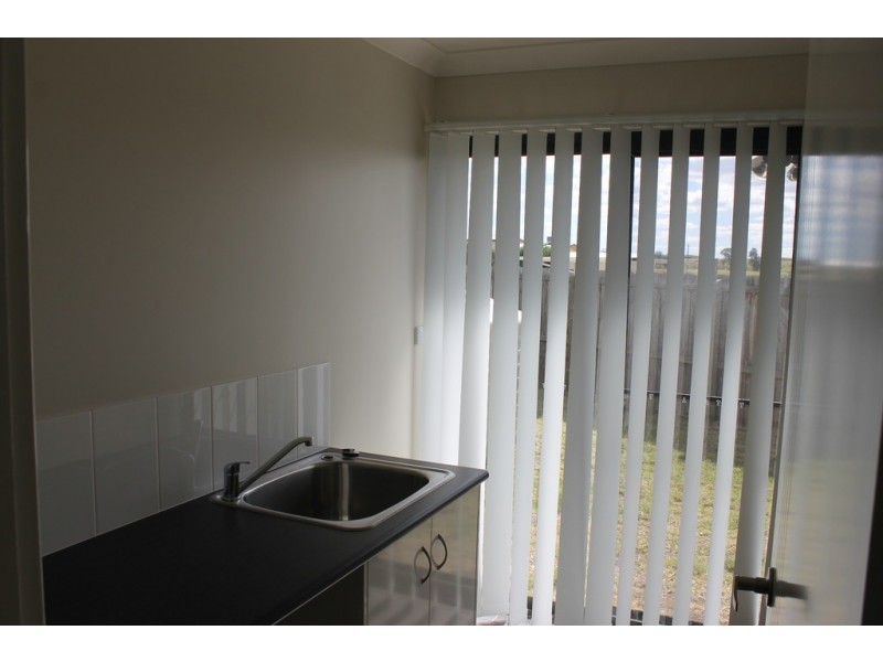 1/62 Gosden Drive, Dalby QLD 4405