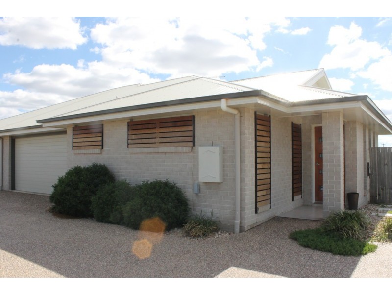 1/62 Gosden Drive, Dalby QLD 4405