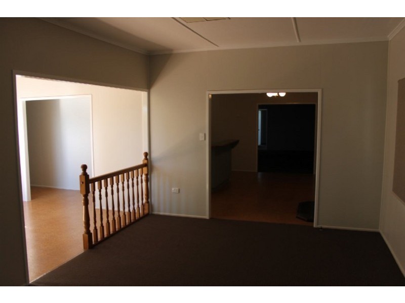 32 Edward Street, Dalby QLD 4405