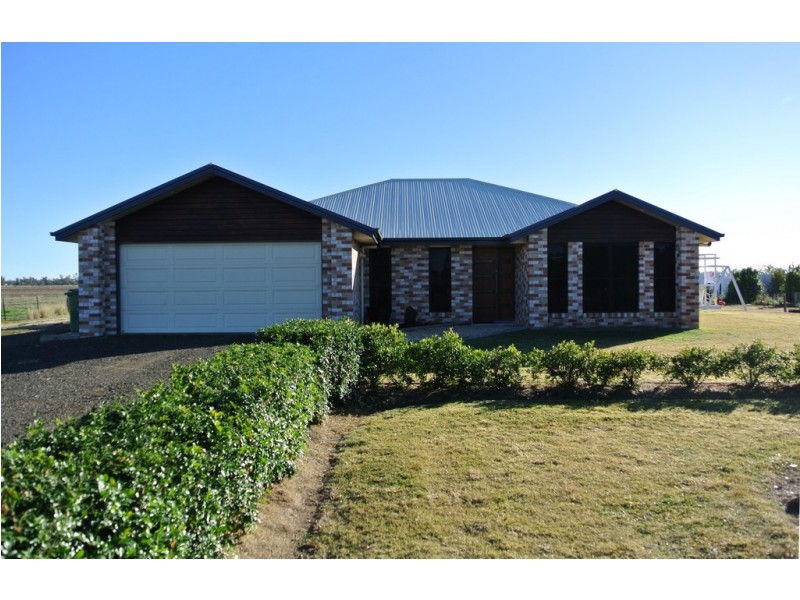 183 Blaxland Road, Dalby QLD 4405