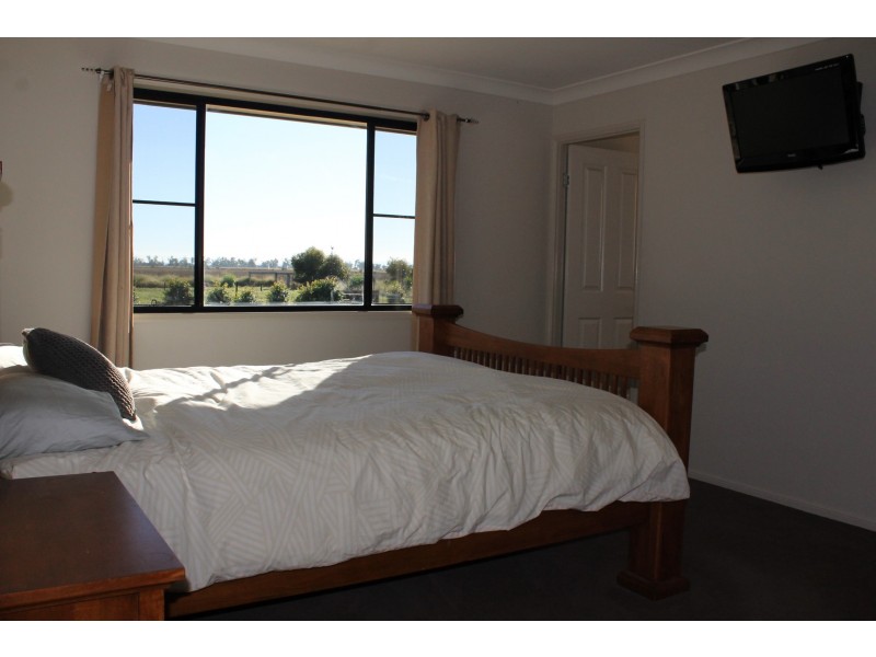 183 Blaxland Road, Dalby QLD 4405