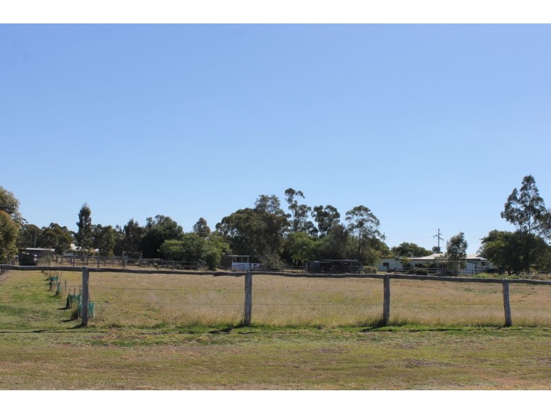 180 Hayden Street, Dalby QLD 4405