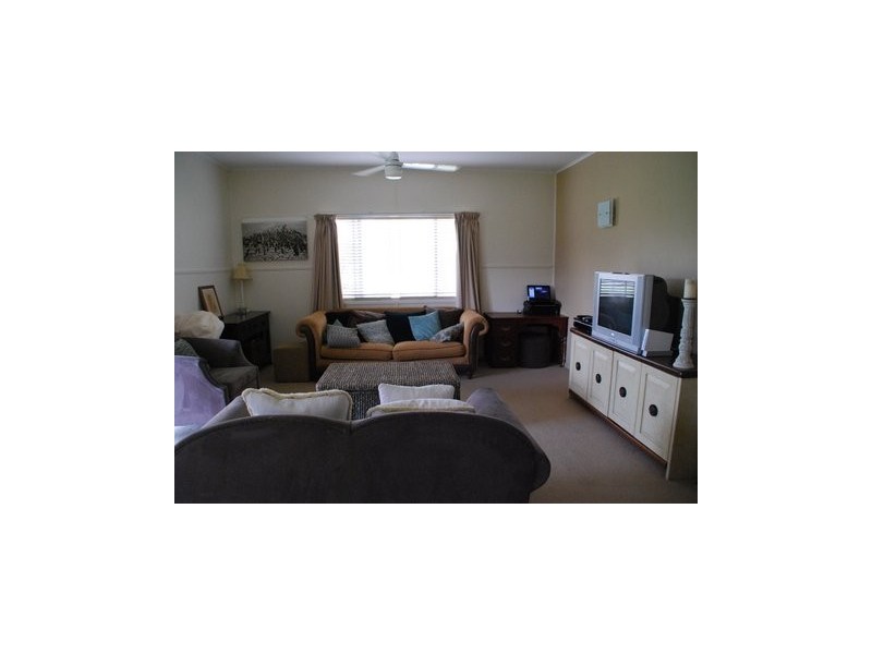 53 Charles St, Dalby QLD 4405