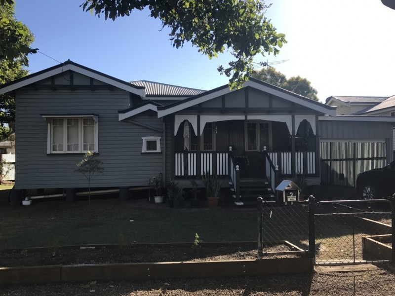 3 Alice Street, Dalby QLD 4405