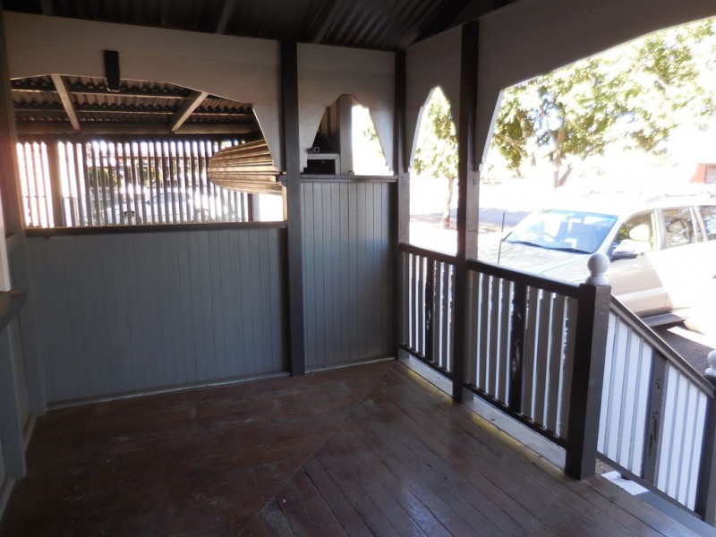 3 Alice Street, Dalby QLD 4405