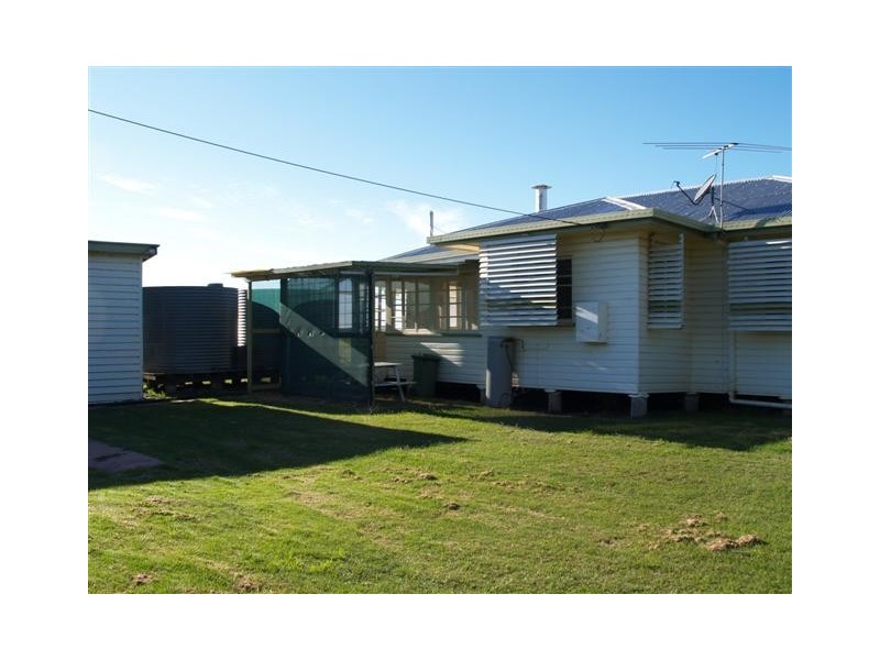 87 Mocattas Cnr Rd, Dalby QLD 4405