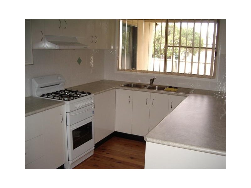 2/112 Condamine St, Dalby QLD 4405