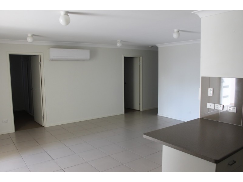 17 Gosden Drive, Dalby QLD 4405