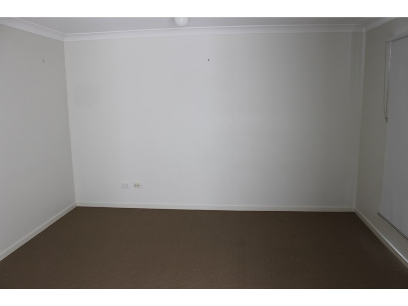 17 Gosden Drive, Dalby QLD 4405