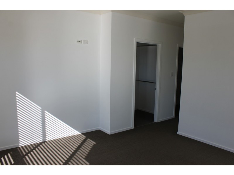 148 Sandalwood Ave, Dalby QLD 4405