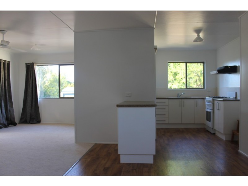 69 Orpen St, Dalby QLD 4405