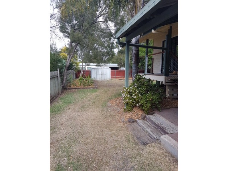 69 Orpen St, Dalby QLD 4405