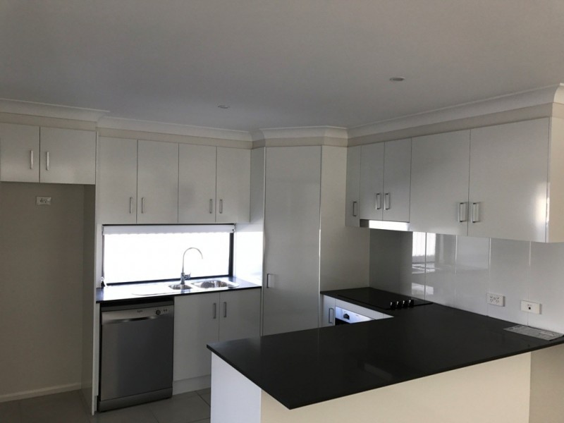 2/19 Bunya Street, Dalby QLD 4405