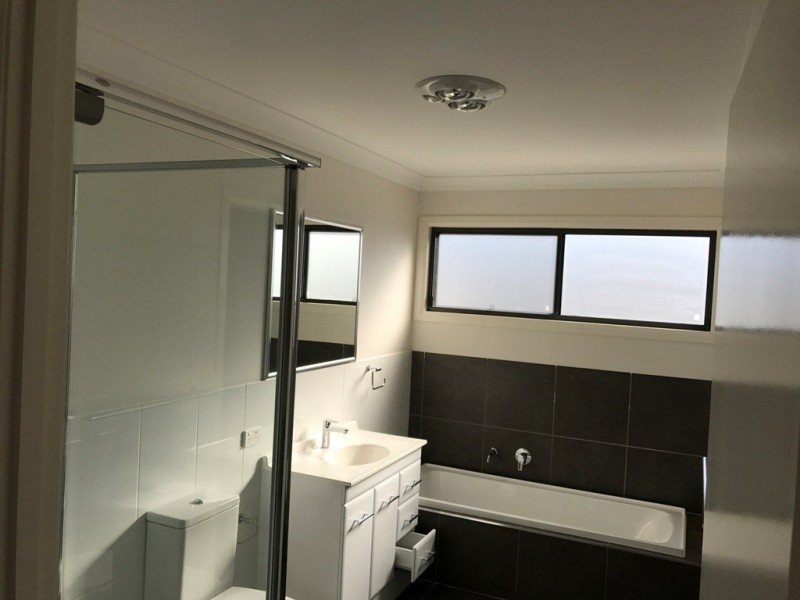 2/19 Bunya Street, Dalby QLD 4405