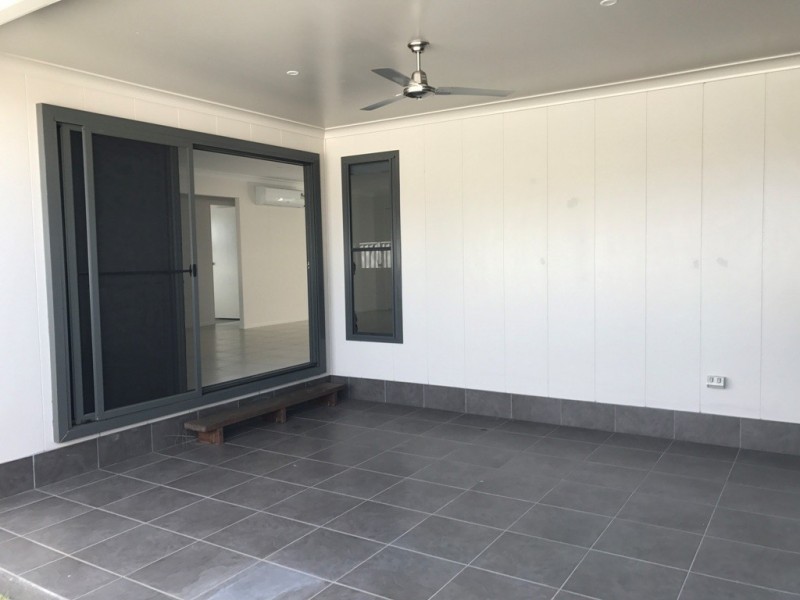 2/19 Bunya Street, Dalby QLD 4405