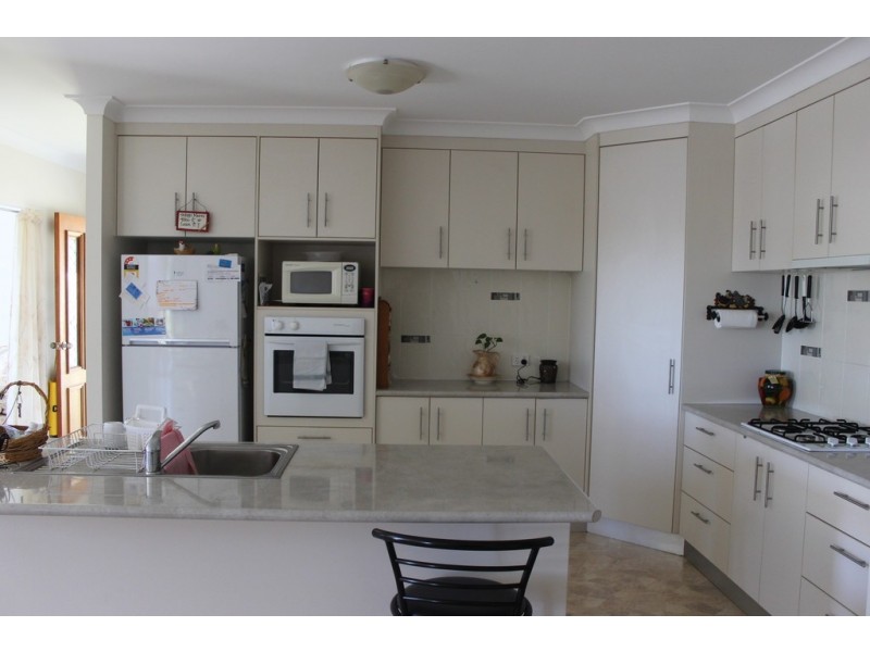 6 Hoffman Street, Dalby QLD 4405