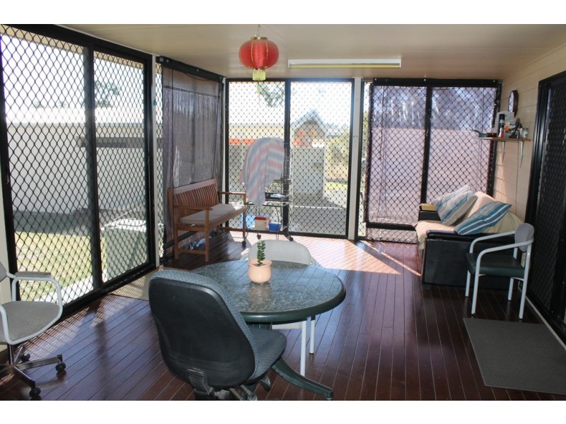 6 Hoffman Street, Dalby QLD 4405