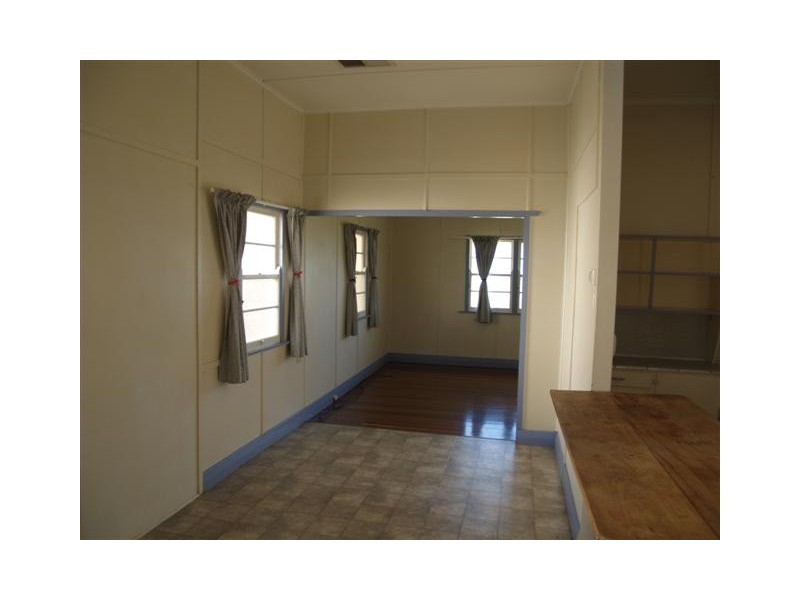 1 Connelly Street, Dalby QLD 4405