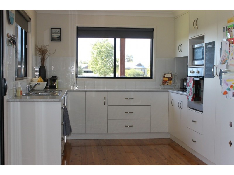 14 Vanessa Drive, Dalby QLD 4405