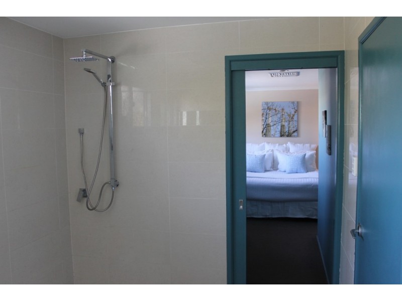 4 Oxley Place, Dalby QLD 4405