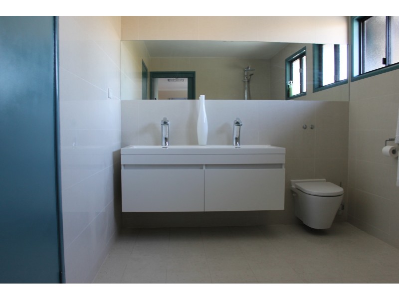4 Oxley Place, Dalby QLD 4405