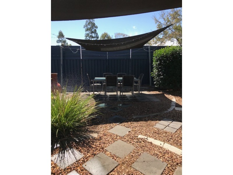 4 Oxley Place, Dalby QLD 4405