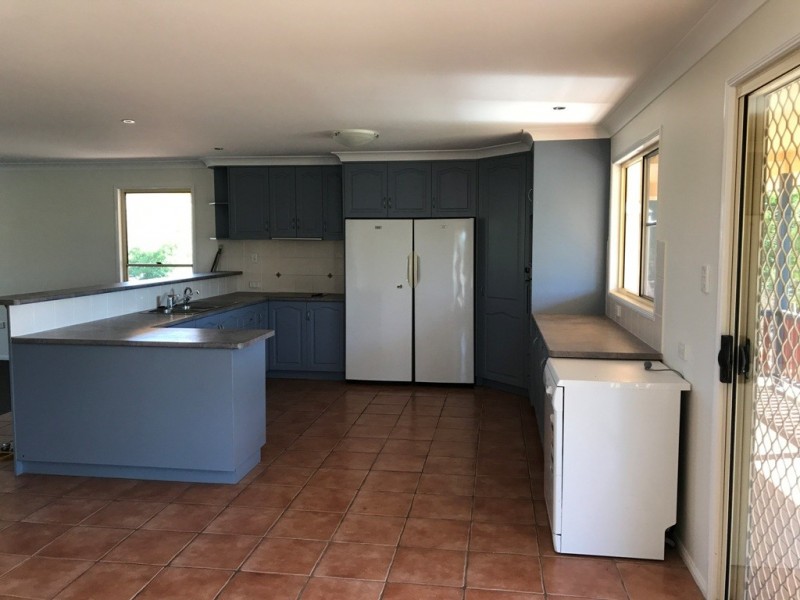 9 Jackara Court, Dalby QLD 4405