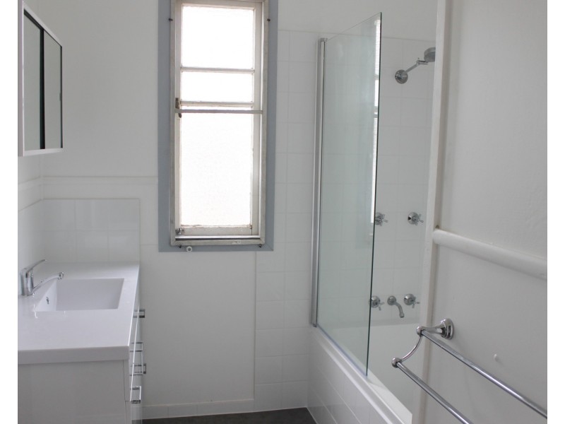 14 Bagot Street, Dalby QLD 4405