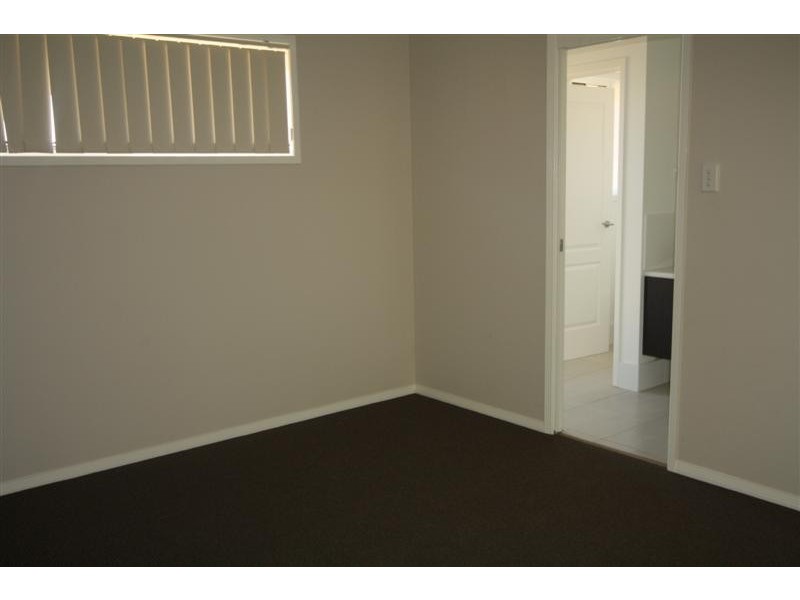 8 St Andrews Chase, Dalby QLD 4405