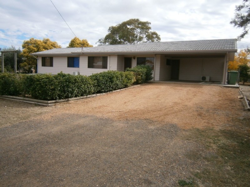 82 Orpen Street, Dalby QLD 4405