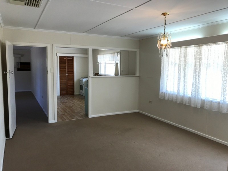 73a Patrick Street, Dalby QLD 4405