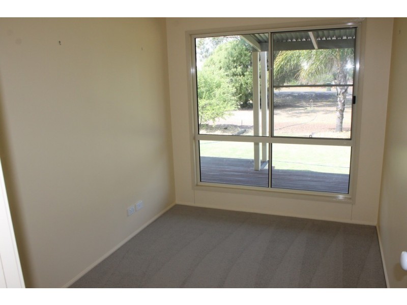 9 Thrupps Road, Dalby QLD 4405