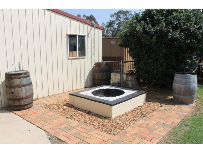 9 Thrupps Road, Dalby QLD 4405