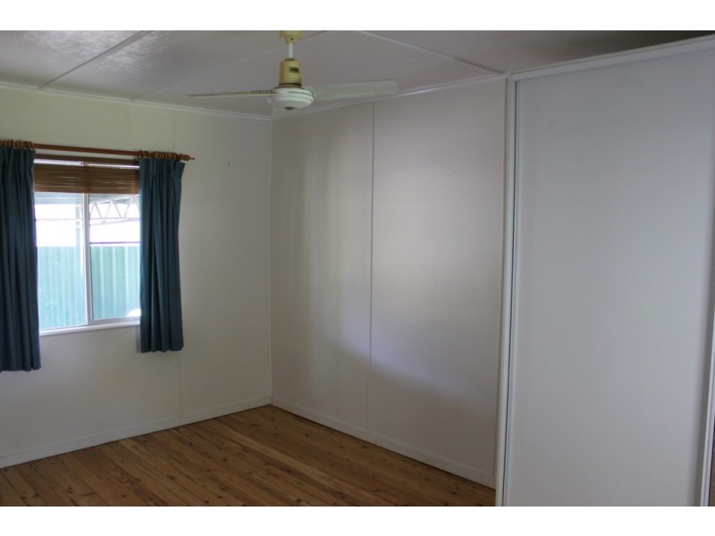 1 Geisel Street, Dalby QLD 4405