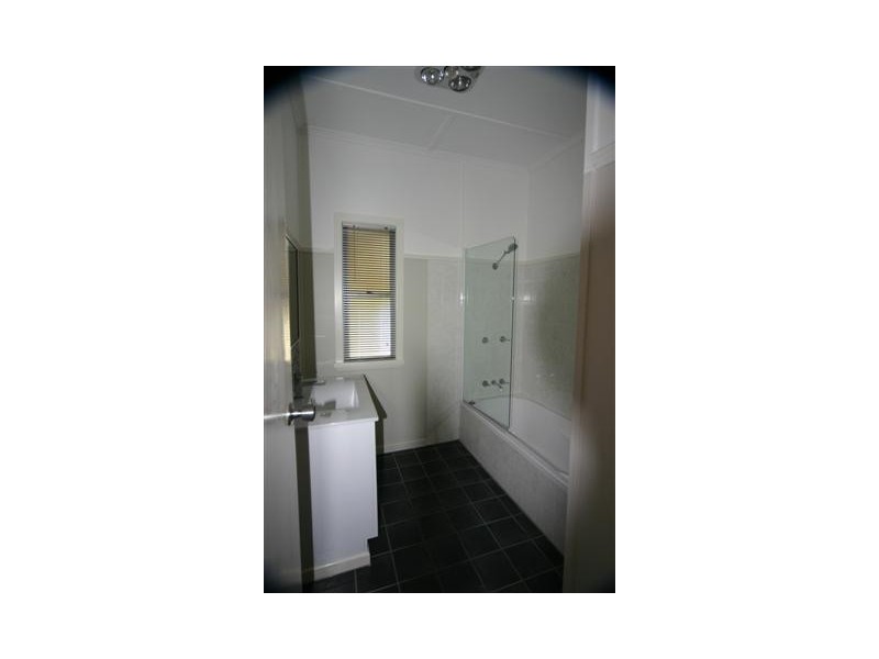3 Higginbotham Street, Dalby QLD 4405