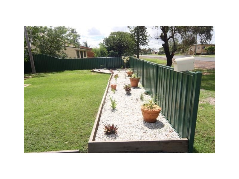 110 Pratten Street, Dalby QLD 4405