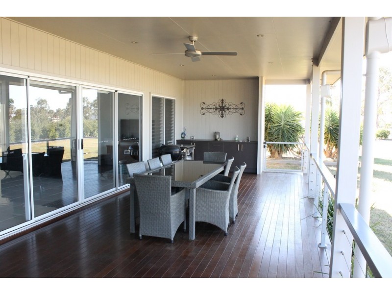 7 Banjo Paterson Place, Dalby QLD 4405