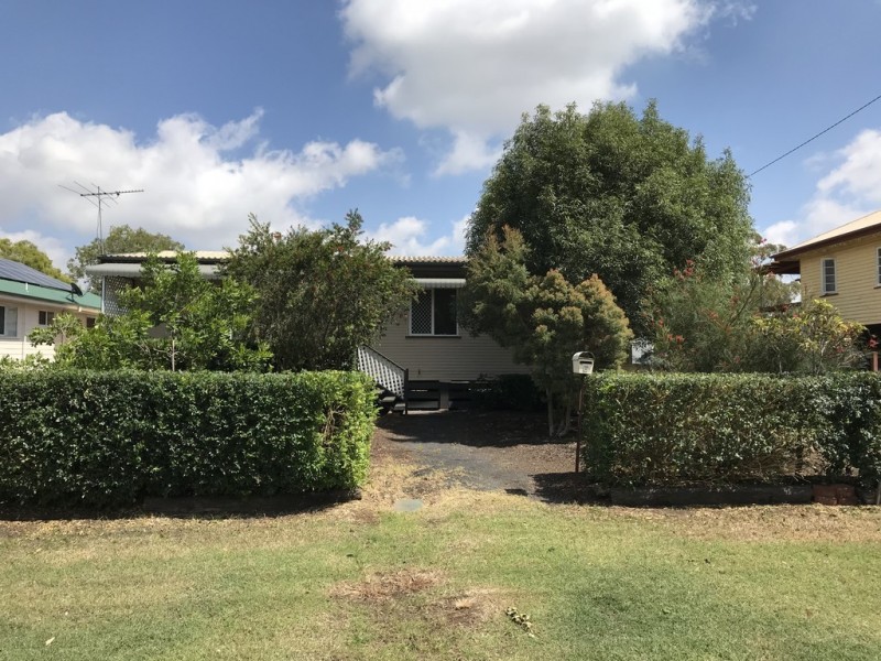 8 Nearhos Street, Dalby QLD 4405